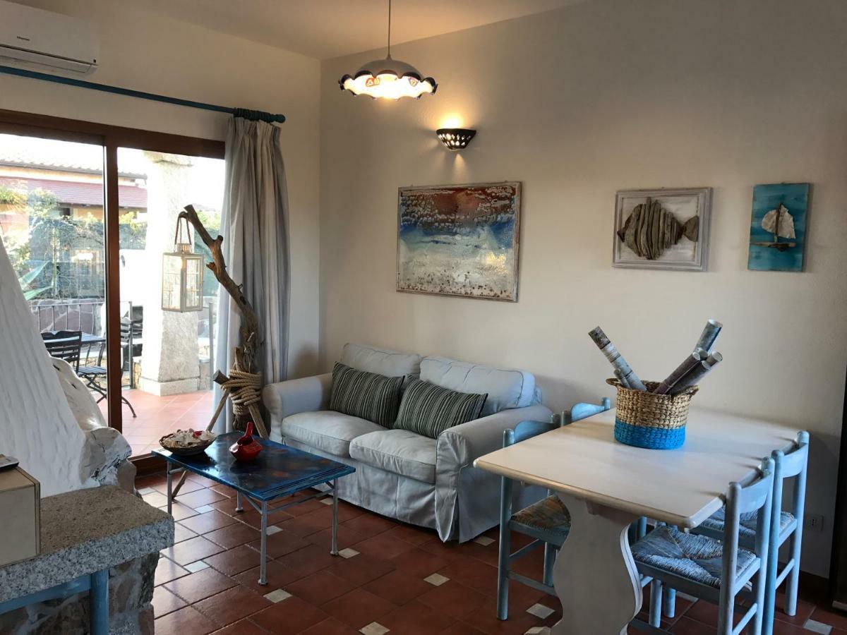 Le Case Del Mare Porto San Paolo  Exterior photo