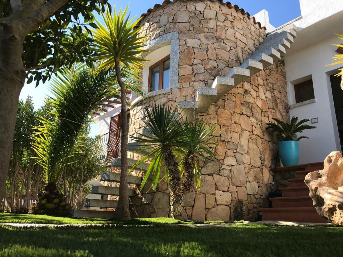 Le Case Del Mare Porto San Paolo  Exterior photo