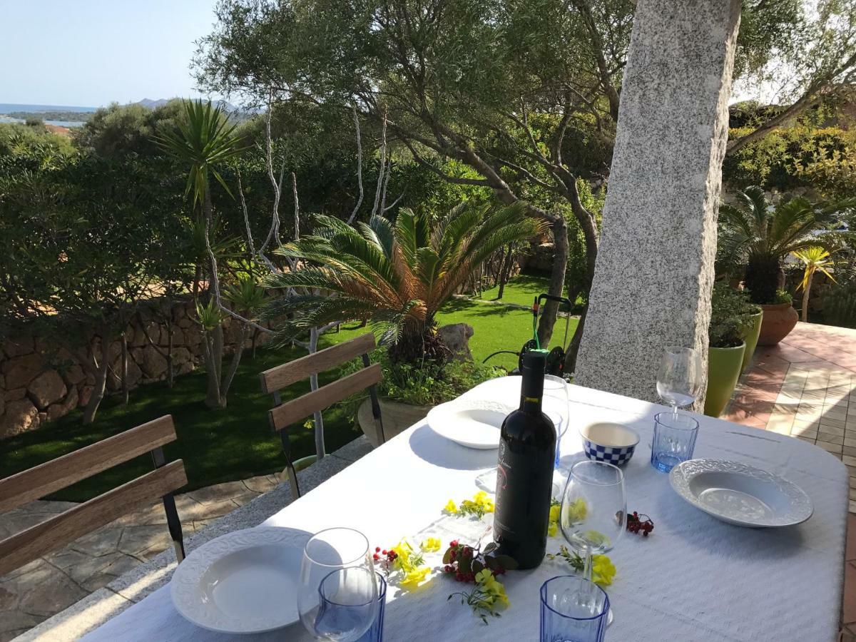 Le Case Del Mare Porto San Paolo  Exterior photo