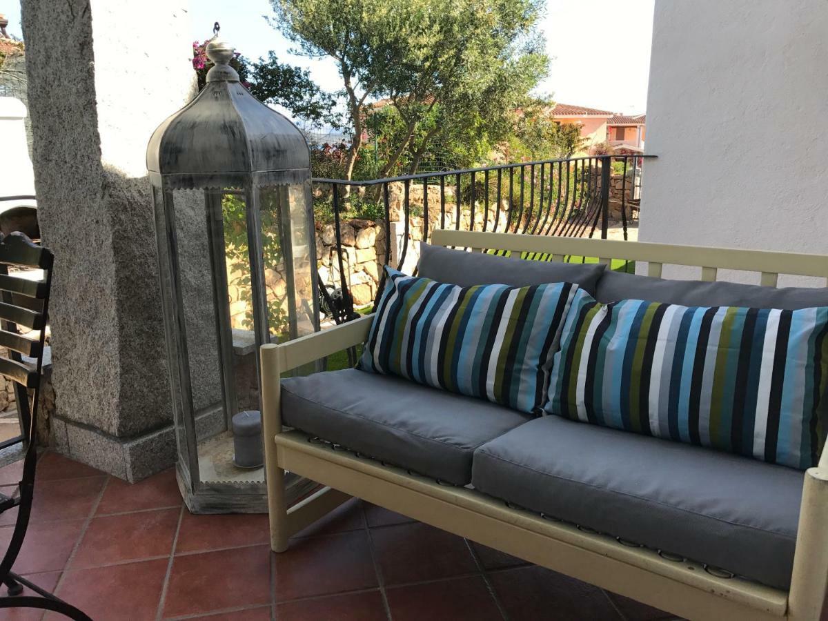 Le Case Del Mare Porto San Paolo  Exterior photo