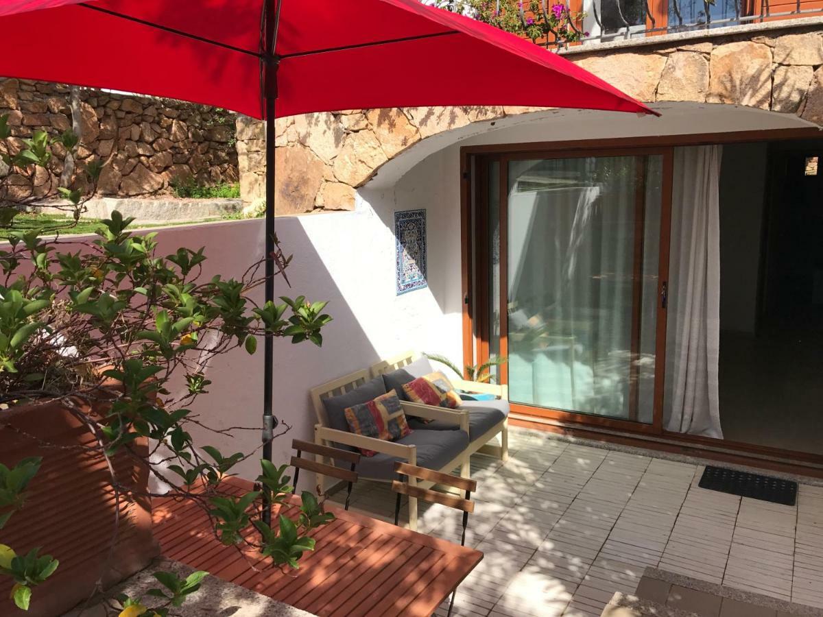 Le Case Del Mare Porto San Paolo  Exterior photo